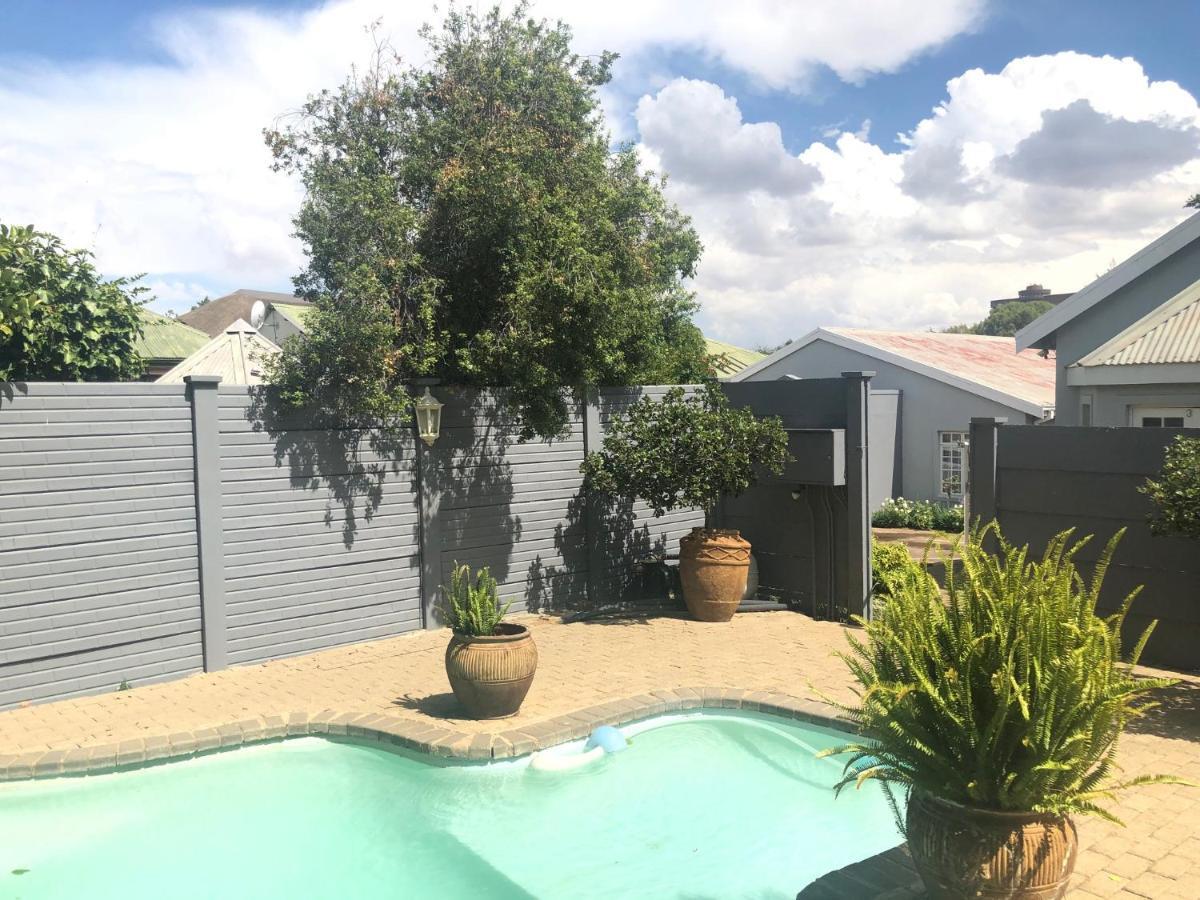 Acacia Westdene B&B Bloemfontein Exterior foto