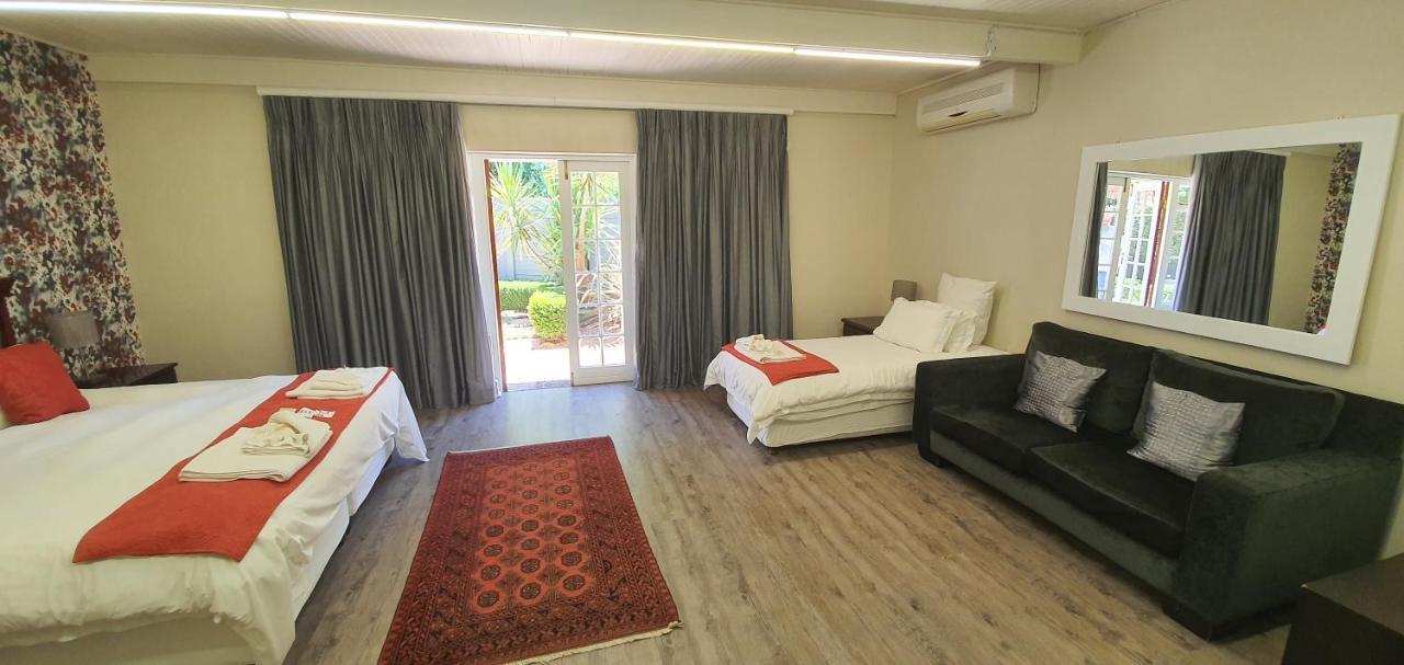 Acacia Westdene B&B Bloemfontein Exterior foto